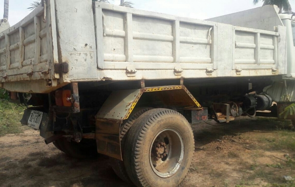 ขายราคาเบาๆ 380,000บ หกล้อ ฮีโน่ FF173KA EH 700 ดั้มดิน pawer ช่วงล่างใหญ่ ยาง900 สภาพดีสวยบางเดิมพร้อมใช้ ทะเบียนพร้อมโอน ขายราคาเบาๆ 380,000บ หกล้อ ฮีโน่ FF173KA EH 700 ดั้มดิน pawer ช่วงล่างใหญ่ ยาง900 สภาพดีสวยบางเดิมพร้อมใช้ ทะเบียนพร้อมโอน