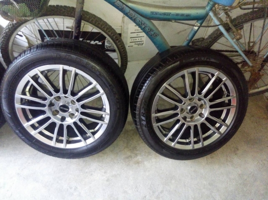 สุดคุ้มแม็กสปูน 15 พร้อมยางสภาพดี สวยเหมือนใหม่ 6900 บาท สุดคุ้มแม็กสปูน 15 พร้อมยางสภาพดี สวยเหมือนใหม่ 6900 บาท