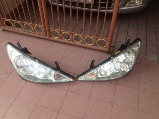 ไฟหน้า TOYOTA ESTIMA ACR30 AREAS ตัวท๊อปของเก่าญี่ปุ่นเเท้สภาพสวย