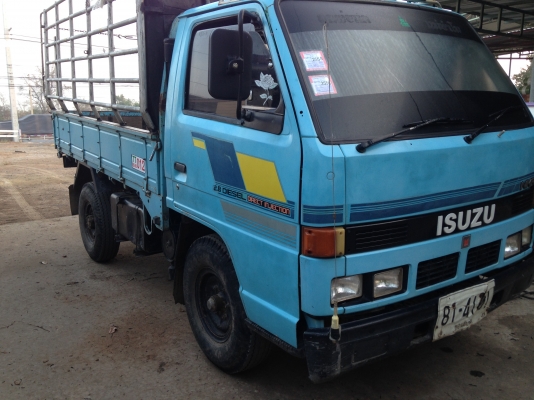 ขาย 4ล้อ NKR 88 แรง เครื่องดี คัดซีสวย รถเดิม พร้อมใช้งานครับ