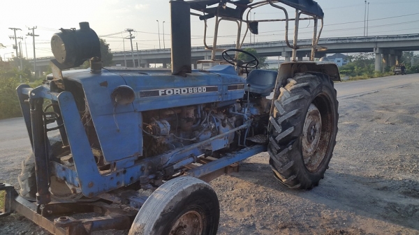 รถไถฟอร์ด 6600 เครื่องเกียร์เฟืองท้ายดี มีผานดันหน้าและผานหลัง