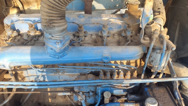 รถไถฟอร์ด 6600 เครื่องเกียร์เฟืองท้ายดี มีผานดันหน้าและผานหลัง