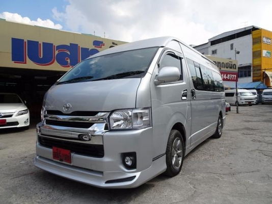 โทร 0922726669 คุณตันหยงรถตู้เบสมือสองฝั่งธน TOYOTA COMMUTER 2.5D4D MT ปี2013 ราคา 1049000 บาท
