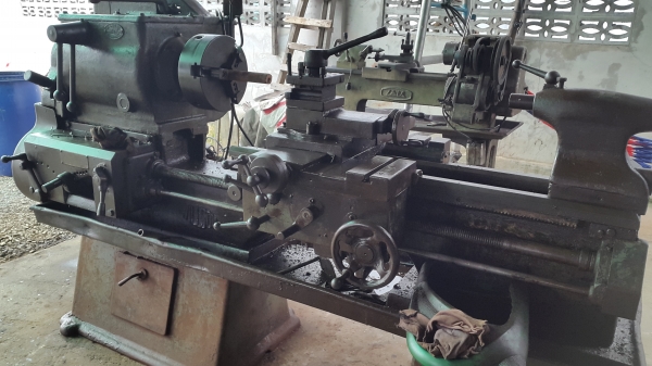 แท่นกลึง 6 ฟุต 2 เพลา อังกฤษ รุ่นหนัก พร้อมใช้งาน สภาพสวย เดิมๆ 55,000