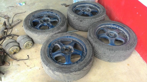 ขายแม๊กพร้อมยาง 5รู114 ขอบ17ราคา3000