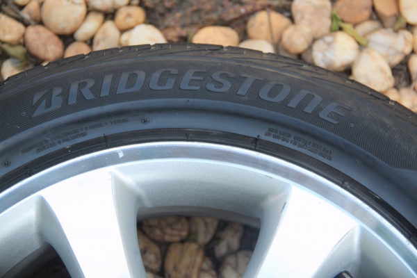 ล้อแม๊คใส่รถ โตโยต้า wish พร้อมยางขอบ 17 ล้อแม๊คใส่รถ โตโยต้า wish พร้อมยางขอบ 17