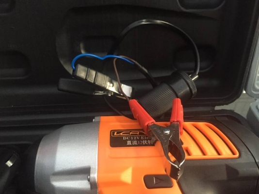 ขายบล็อกไฟฟ้า ถอดล้อรถยนต์ 12V ครับ ขายบล็อกไฟฟ้า ถอดล้อรถยนต์ 12V ครับ