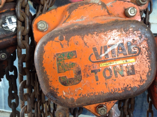ขายรอกโซ่มือสาว Vital 5ton made in Japan สภาพดี ใช้งานได้ แต่ตัวประคองโซ่หัก เอาไปซ่อมได้ครับ