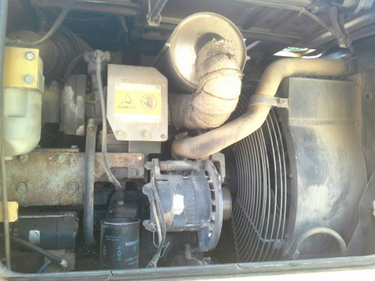 รถตัก KOMATSU  WA - 100.    สนใจติดต่อ  081 - 6079515