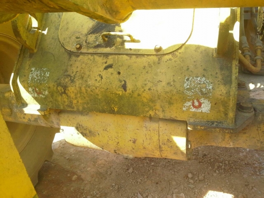 รถตัก KOMATSU  WA - 100.    สนใจติดต่อ  081 - 6079515