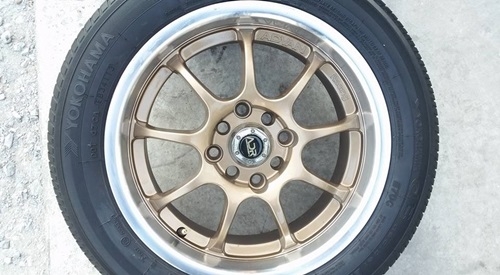 ขายล้อADVAN ขอบ15 4รู100-114 กว้าง6.5 ยางปี 13  4 ล้อ