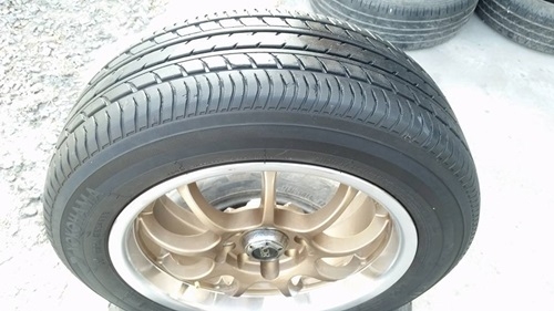 ขายล้อADVAN ขอบ15 4รู100-114 กว้าง6.5 ยางปี 13  4 ล้อ