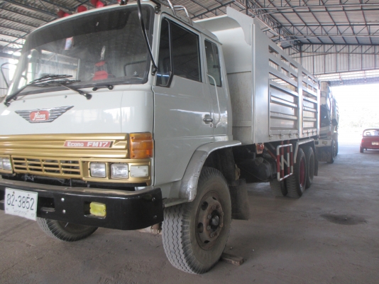 รถบรรทุก 10 ล้อ 2เพลา ดั้ม 168แรงม้า พร้อมใช้งานค่ะ