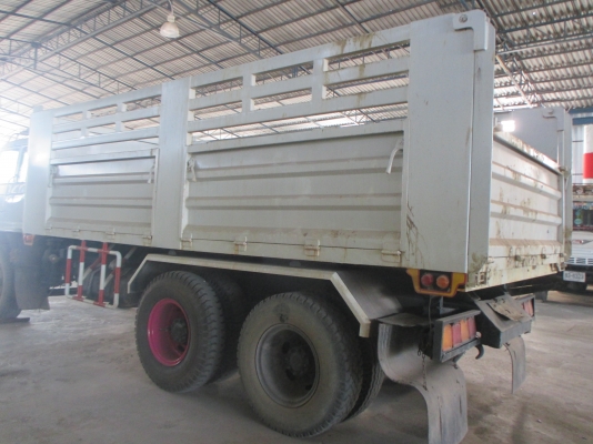 รถบรรทุก 10 ล้อ 2เพลา ดั้ม 168แรงม้า พร้อมใช้งานค่ะ