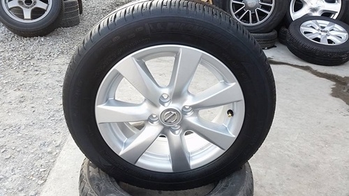 ขายล้อแม็กNISSAN ALMERA VL15 185/60/15 ปี 13 4 ล้อ