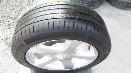 ขายล้อแม็กISUZU V Cross17ยาง225/50/17 ปี13  4 ล้อ