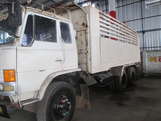 รถบรรทุก 10 ล้อ 2เพลา ดั้ม 180แรงม้า พร้อมใช้งานค่ะ