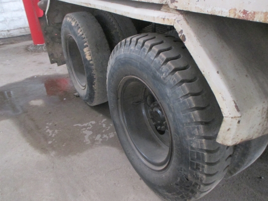 รถบรรทุก 10 ล้อ 2เพลา ดั้ม 180แรงม้า พร้อมใช้งานค่ะ