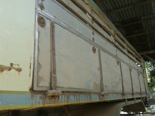 (งดต่อรอง)ขายกระบะบรรทุกรถสิบล้อพร้อมกระบอกดั้มใหญ่ สภาพดีมาก ยาว6 เมตรกว้าง 2.45 เมตร ราคาถูก