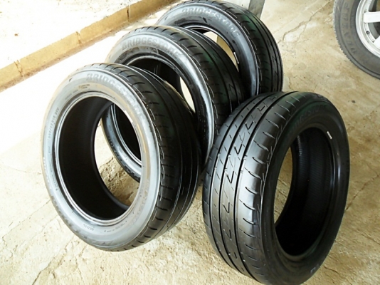 ยางขอบ16  บริดสโตน205-55-R16ลงพื้นปี14 (4เส้น3,200)