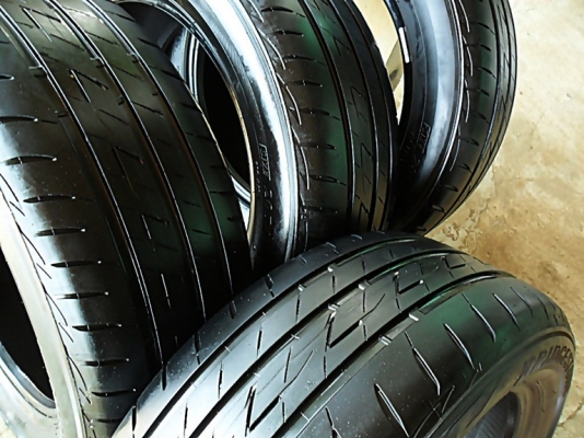 ยางขอบ16  บริดสโตน205-55-R16ลงพื้นปี14 (4เส้น3,200)