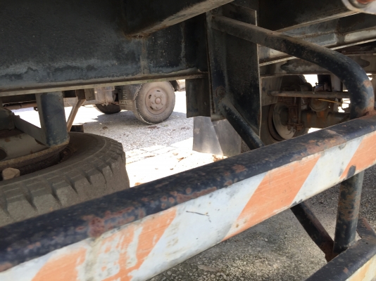 ขายหางพ่วง  สามมิต  2  เพลา. ปี 49   ( * ไม่ดั้ม. )     สนใจติดต่อ  081 - 6079515