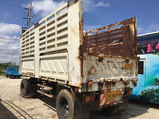 ขายหางพ่วง  สามมิต  2  เพลา. ปี 49   ( * ไม่ดั้ม. )     สนใจติดต่อ  081 - 6079515