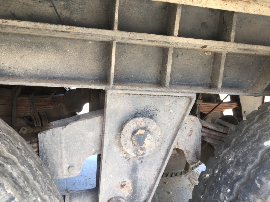 ขายหางพ่วง  สามมิต  3  เพลา. ยัด  ปี 40    สนใจติดต่อ  081 - 6079515