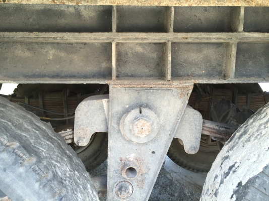 ขายหางพ่วง  สามมิต  3  เพลา. ยัด  ปี 40    สนใจติดต่อ  081 - 6079515