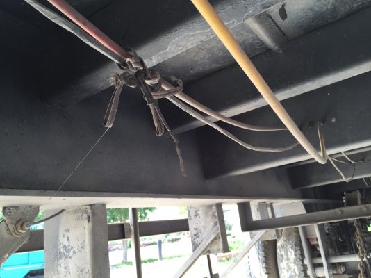 ขายหางพ่วง  สามมิต  3  เพลา. ยัด  ปี 40    สนใจติดต่อ  081 - 6079515