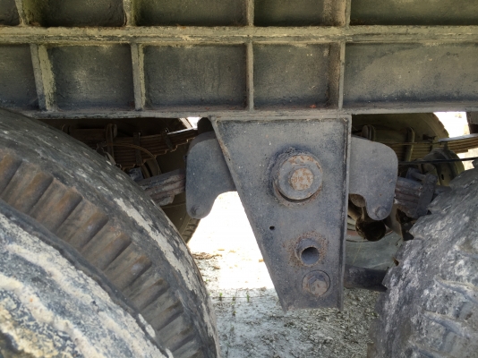 ขายหางพ่วง  สามมิต  3  เพลา. ยัด  ปี 40    สนใจติดต่อ  081 - 6079515