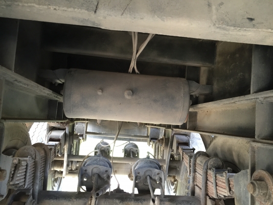 ขายหางพ่วง  สามมิต  3  เพลา. ยัด  ปี 40    สนใจติดต่อ  081 - 6079515