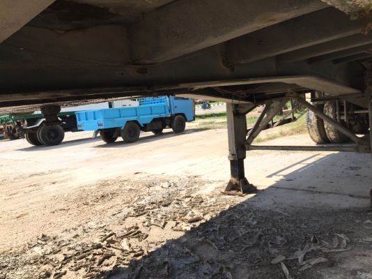 ขายหางพ่วง  สามมิต  3  เพลา. ยัด  ปี 40    สนใจติดต่อ  081 - 6079515