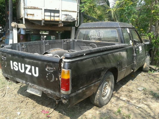 ขายรถอิซูซุ KB แค็ป แต่ไม่มีเครื่องไม่มีเกียร์ ระบบทุกอย่างอยู่ครบหมด