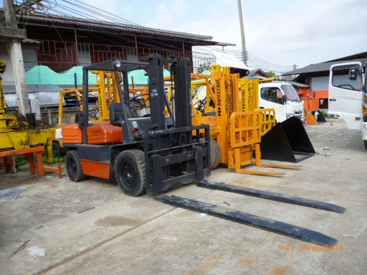 ขายรถยก 3.5 T ยี่ห้อ TOYOTA 5FD35 ขายรถยก 3.5 T ยี่ห้อ TOYOTA 5FD35