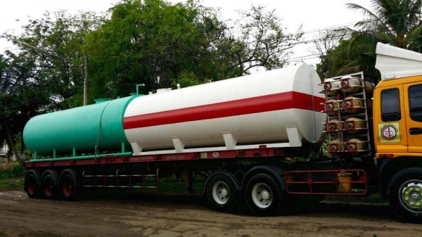 ขายดิบขายดี ทวนกระแสเศรษฐกิจ ขายดิบขายดี ทวนกระแสเศรษฐกิจ