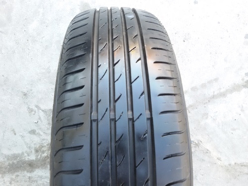 ขายยาง185/60/15 ปี 14 ROADSTONE 4 เส้น