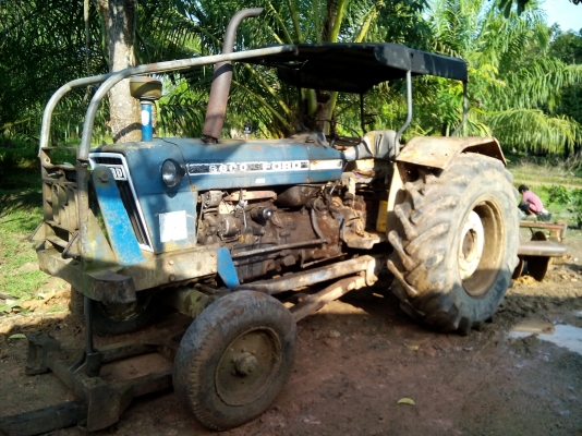 รถไถ่นาฟอร์ด  6600 T3  อุปกรณ์3ชิ้น  พร้อมใช้งาน  เล่มพร้อม  ....