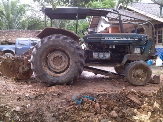 รถไถ่นาฟอร์ด  6600 T3  อุปกรณ์3ชิ้น  พร้อมใช้งาน  เล่มพร้อม  ....