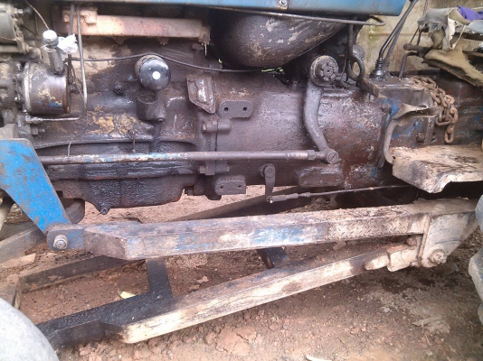 รถไถ่นาฟอร์ด  6600 T3  อุปกรณ์3ชิ้น  พร้อมใช้งาน  เล่มพร้อม  ....