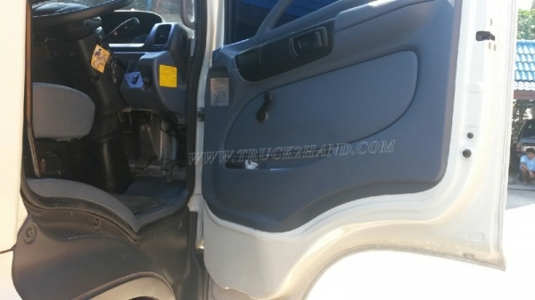 รถบรรทุก 6 ล้อ HINO MEGA FG เก่าเก็บไม่ได้ใช้งาน ปีจดทะเบียน 2551 รถบรรทุก 6 ล้อ HINO MEGA FG เก่าเก็บไม่ได้ใช้งาน ปีจดทะเบียน 2551