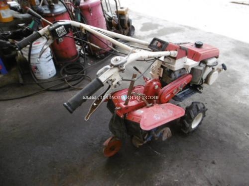 โปรโมชั่น รถพรวนดินเดินตาม   ISEKI  KC400F รหัสสินค้า : 80803319 เพิ่มเติมที่ www.nihonmono.com