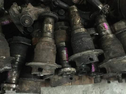 ดีเคเซียงกง หัวดุมพร้อมเพลา เก่าเเท่ญี่ปุ่น กะบะ สองเเถว หกล้อ สิบล้อ