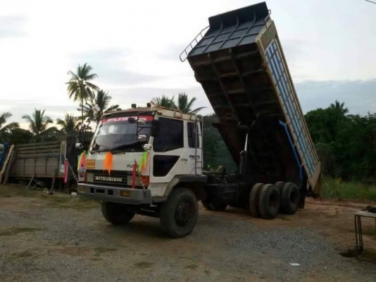 ขายดั้ม2เพลา FN527M-TF7&times;&times;&times; เครื่อง220เทอร์โบ โลฮาย10สปีด กระบะดั้มมิเนียม เอกสารพร้อมโอน ราคา980,000 สนใจโทร 090-8588220คุณนะ 093-3258446คุณบิว หรือเข้าดูสินค้าอื่นๆได้ที่ www.truck.in.th/498 หรือเพจFacebook ณรงค์ ซื้อขายรถมือสอง (เว็บไซ