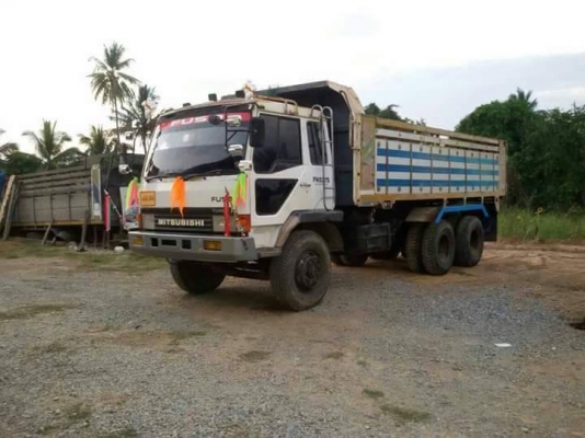 ขายดั้ม2เพลา FN527M-TF7&times;&times;&times; เครื่อง220เทอร์โบ โลฮาย10สปีด กระบะดั้มมิเนียม เอกสารพร้อมโอน ราคา980,000 สนใจโทร 090-8588220คุณนะ 093-3258446คุณบิว หรือเข้าดูสินค้าอื่นๆได้ที่ www.truck.in.th/498 หรือเพจFacebook ณรงค์ ซื้อขายรถมือสอง (เว็บไซ