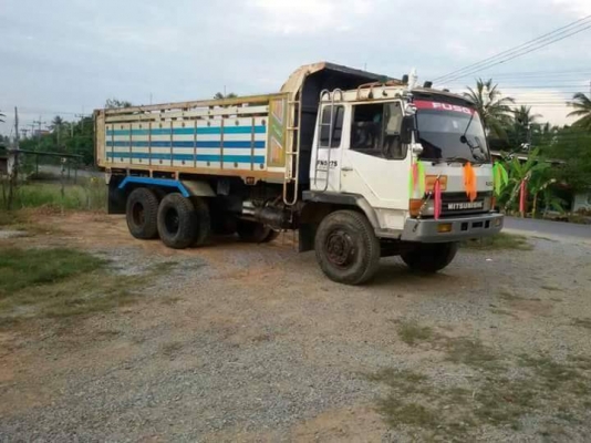 ขายดั้ม2เพลา FN527M-TF7&times;&times;&times; เครื่อง220เทอร์โบ โลฮาย10สปีด กระบะดั้มมิเนียม เอกสารพร้อมโอน ราคา980,000 สนใจโทร 090-8588220คุณนะ 093-3258446คุณบิว หรือเข้าดูสินค้าอื่นๆได้ที่ www.truck.in.th/498 หรือเพจFacebook ณรงค์ ซื้อขายรถมือสอง (เว็บไซ