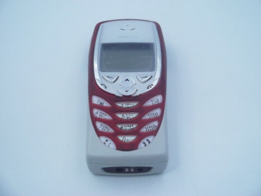 NOKIA 8310 เครื่องใหม่ค้างสต็อก สวยๆ ครับ