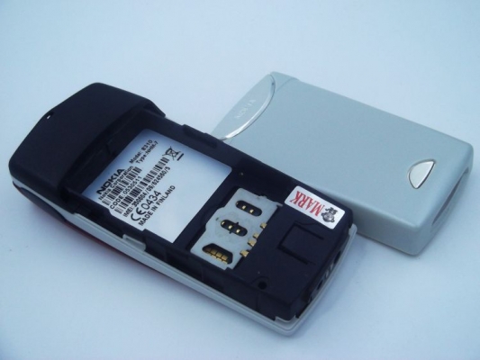 NOKIA 8310 เครื่องใหม่ค้างสต็อก สวยๆ ครับ