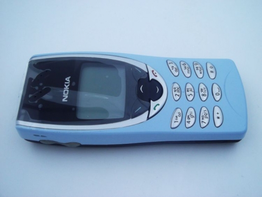 NOKIA 8210 เครื่องใหม่ค้างสต็อก มีกล่องอุปกรณ์ครบชุด
