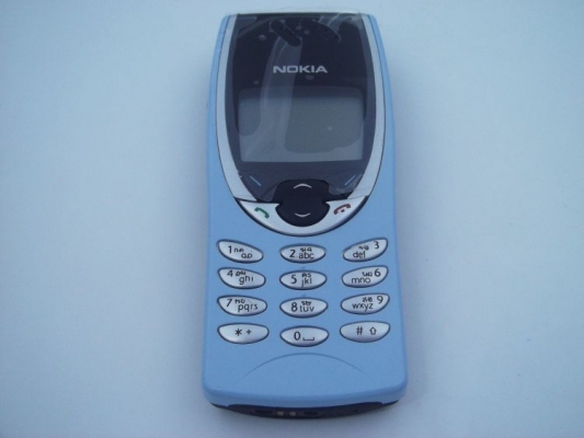 NOKIA 8210 เครื่องใหม่ค้างสต็อก มีกล่องอุปกรณ์ครบชุด